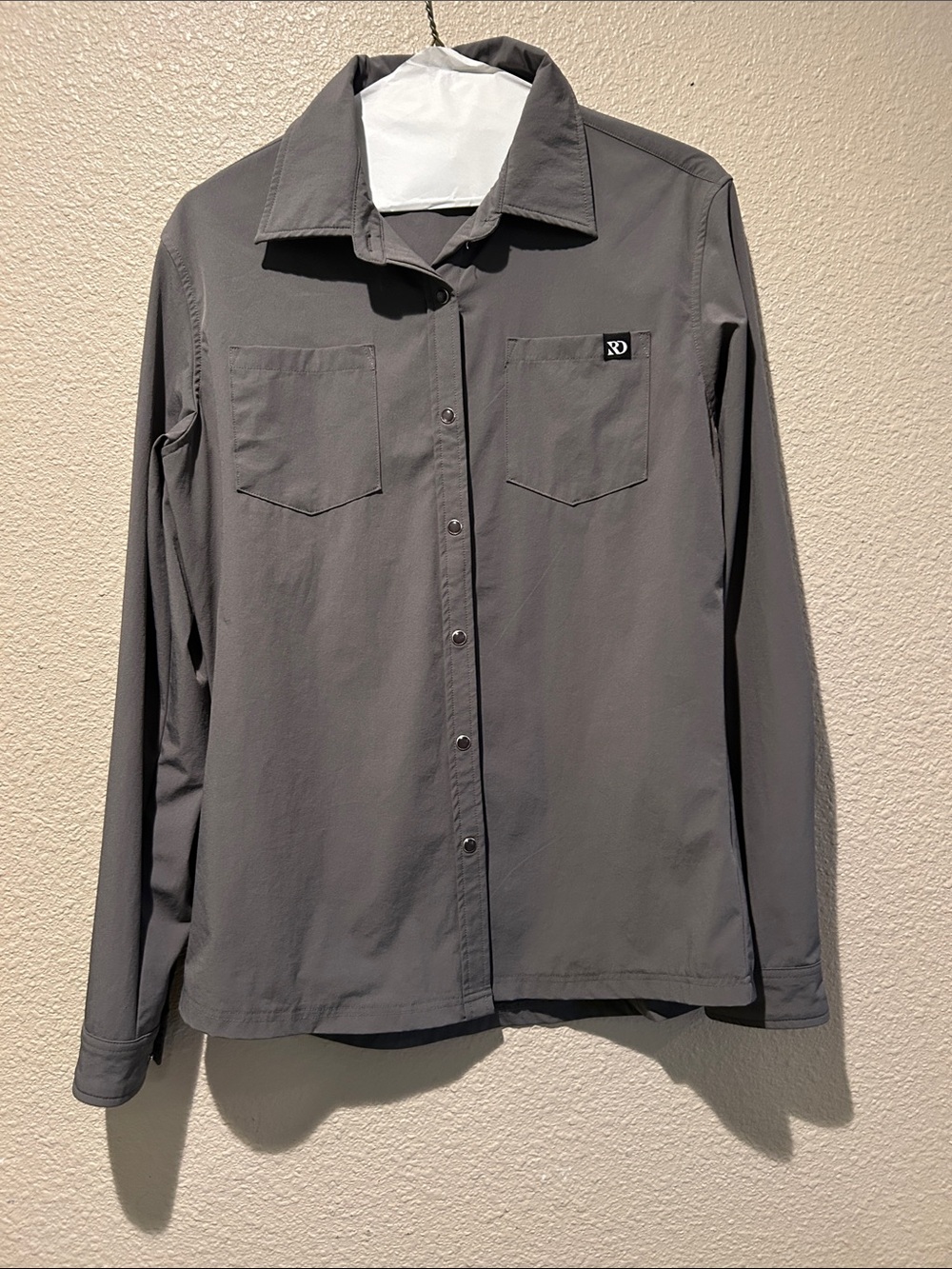 Women’s Gray Button-Down Shirt with Chest Pockets